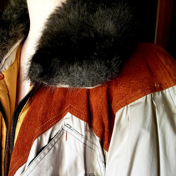 GALLERY Down Parka - Ski / Snowboard / Apres Ski - Unisex Large - EUC - Picture 7 of 16